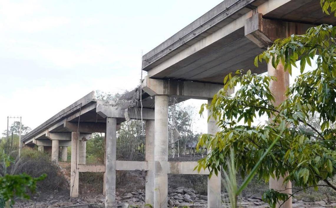 炸大桥<strong></p>
<p>奋达科技股票</strong>，炸赌场，F-16突防红旗12，泰国拒绝停火，跟特朗普唱反调