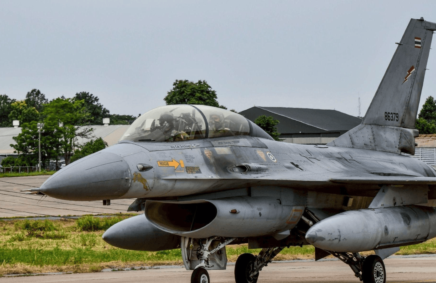 炸大桥<strong></p>
<p>奋达科技股票</strong>，炸赌场，F-16突防红旗12，泰国拒绝停火，跟特朗普唱反调