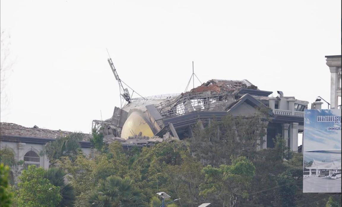 炸大桥<strong></p>
<p>奋达科技股票</strong>，炸赌场，F-16突防红旗12，泰国拒绝停火，跟特朗普唱反调