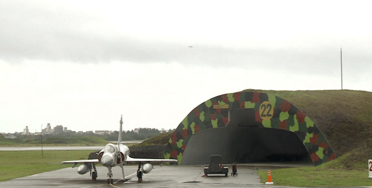 12月30日<strong></p>
<p>五洲交通股票</strong>，解放军公布驻幻影2000机场的实时画面：让台军彻底死心