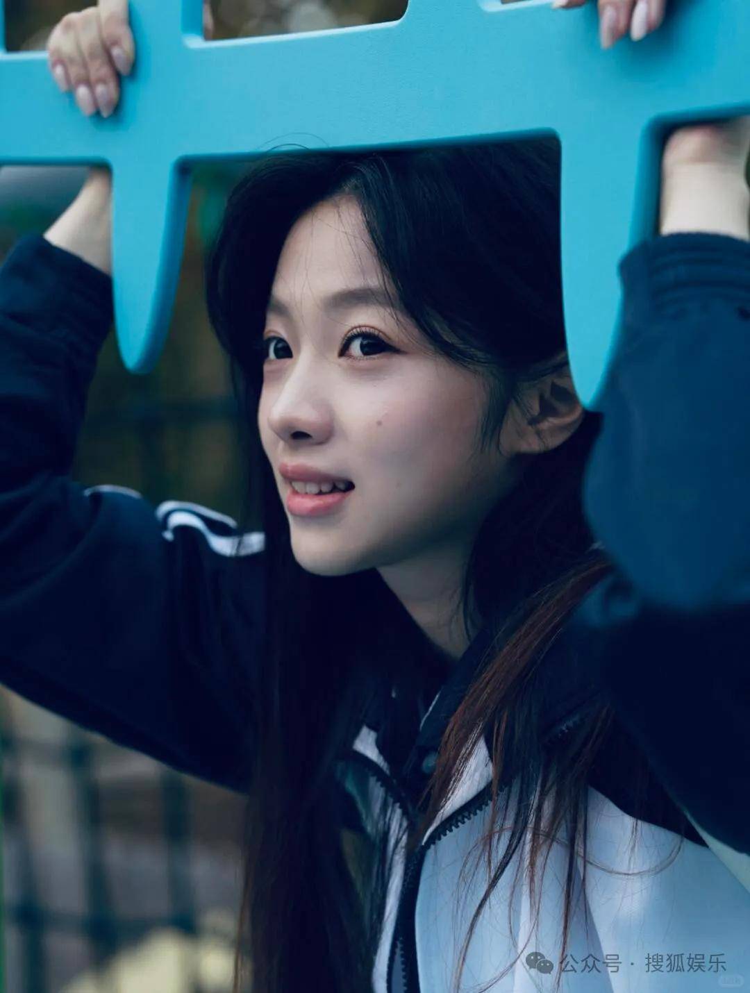 刚开年又曝一对相差15岁的恋情？他这一周两段绯闻真是连环暴击啊<strong></p>
<p>中国重汽股票</strong>！