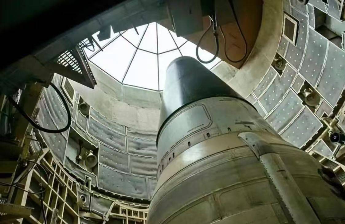 仅剩 27 天！特朗普主动求与中国谈判<strong></p>
<p>用友股票</strong>，中方断然回绝，毫无协商余地