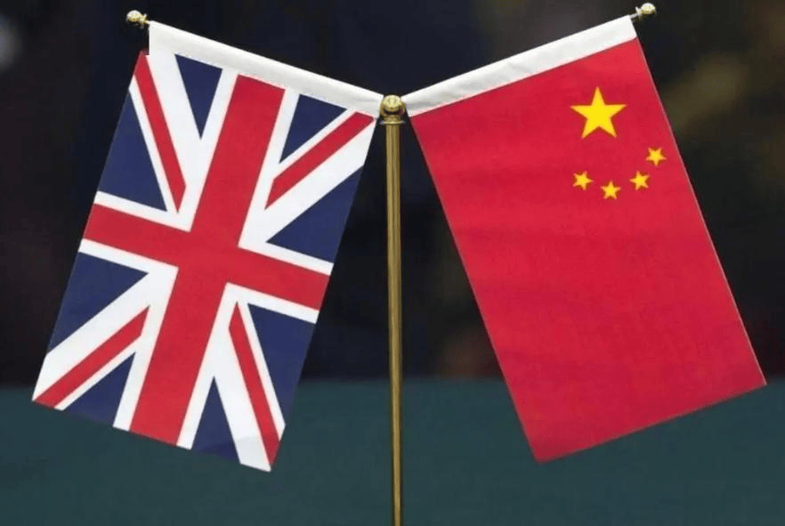 来华访问的斯塔默<strong></p>
<p>万泰生物股票</strong>，被问到敏感问题时，知道有些话不该说