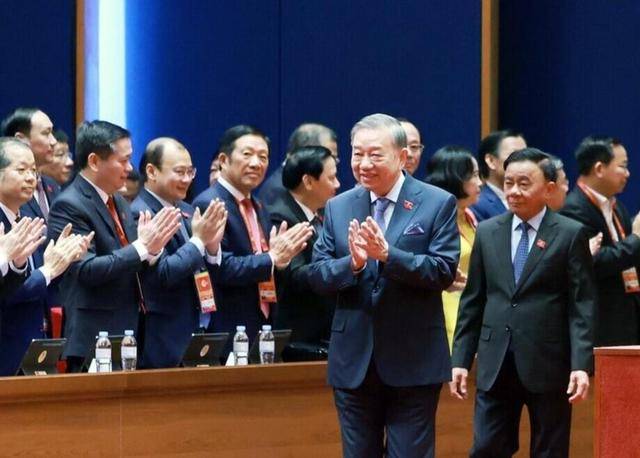 作为公安部长出身的苏林<strong></p>
<p>索菲亚股票</strong>，推动与中方建立“3+3”机制，中越给世界打了个样