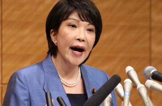 日本物价全线失控<strong></p>
<p>索菲亚股票</strong>，这回高市早苗扛不住了，开启了“割肉救命”之路！