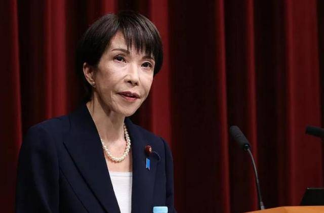 日本物价全线失控<strong></p>
<p>索菲亚股票</strong>，这回高市早苗扛不住了，开启了“割肉救命”之路！